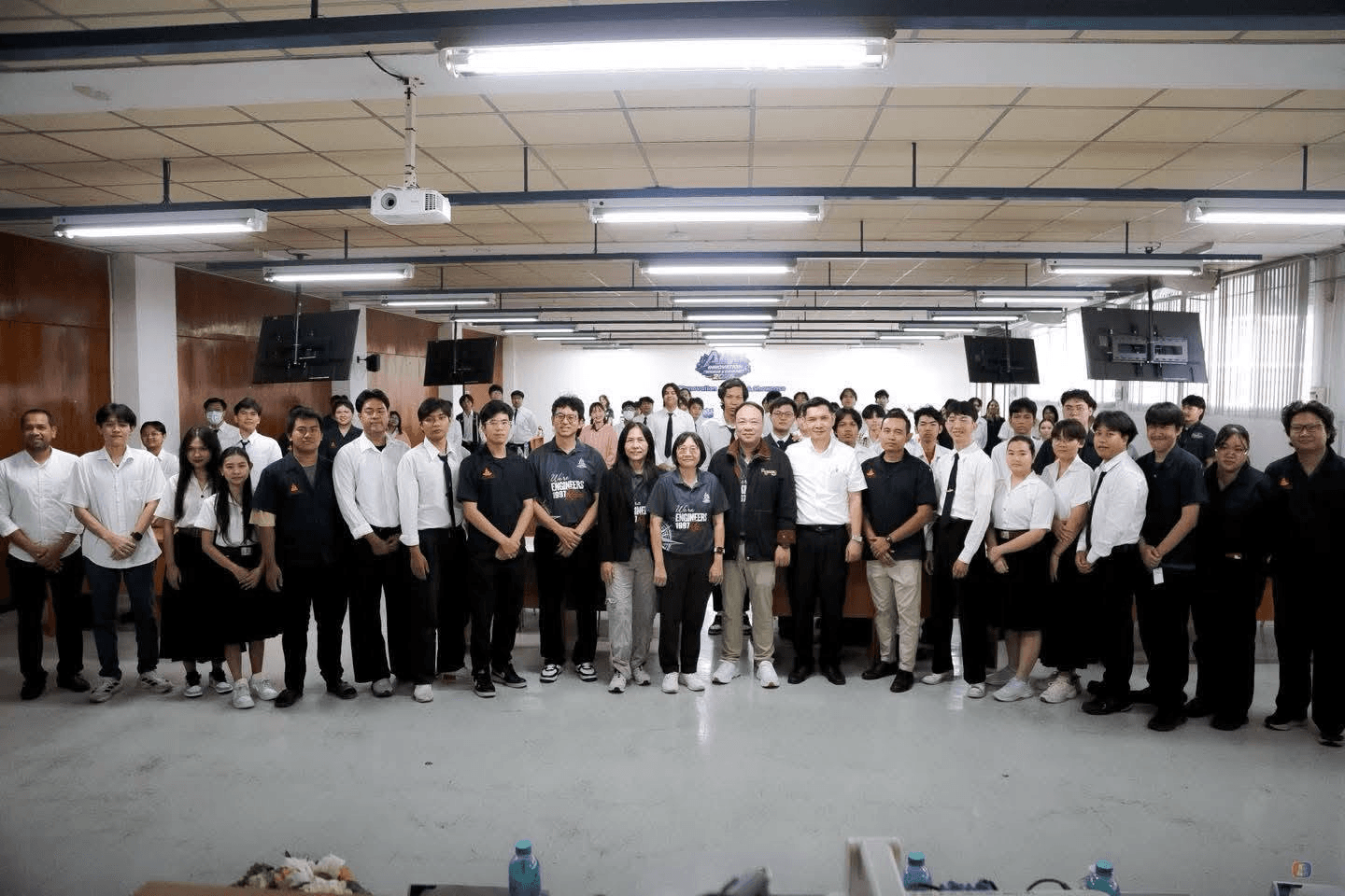 Engineering Knowledge Sharing